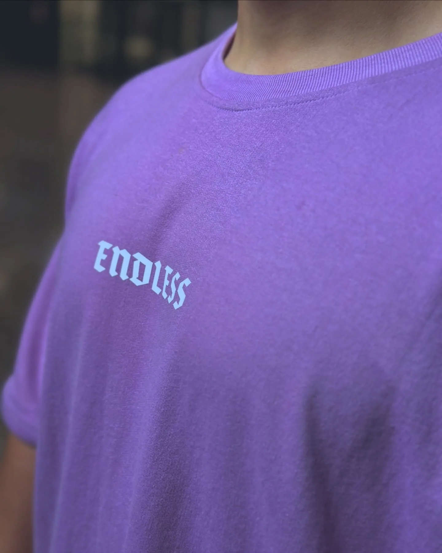 Camiseta Oversize — color Morado